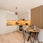 Apartament Monia Center