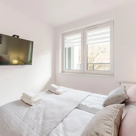 Monia Center Apartment