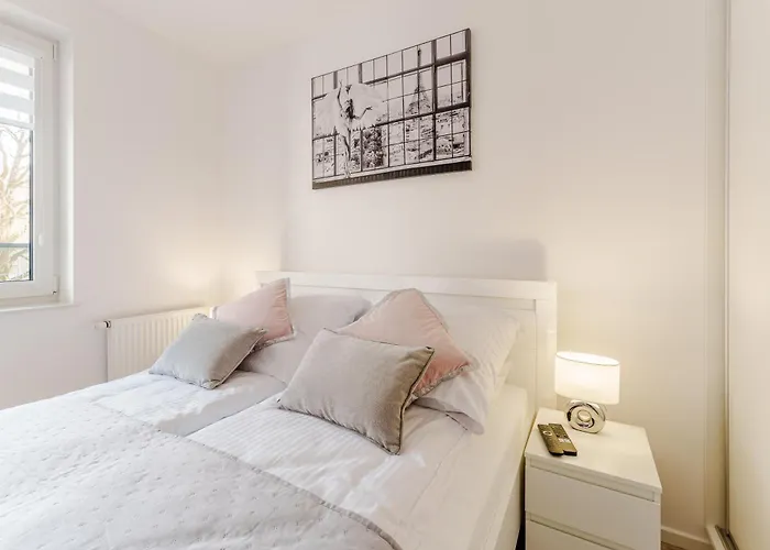 Monia Center Apartment