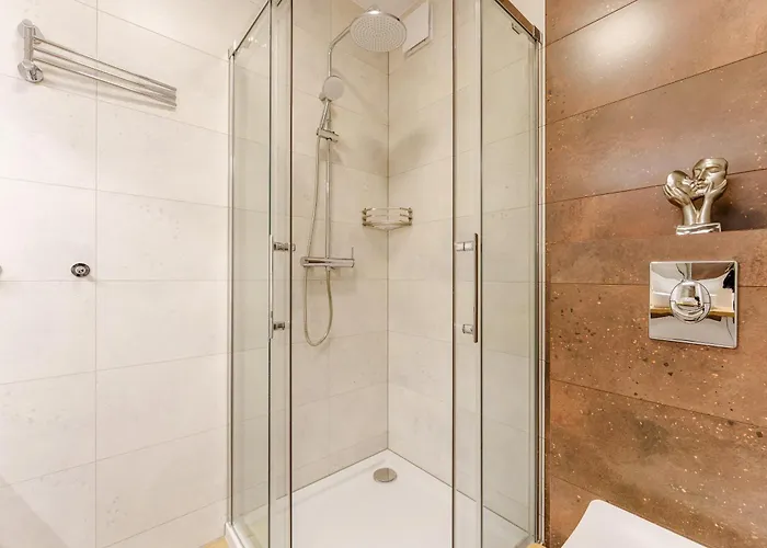 Monia Center Apartment *